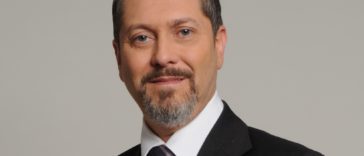 mario alejandro rosato headshot